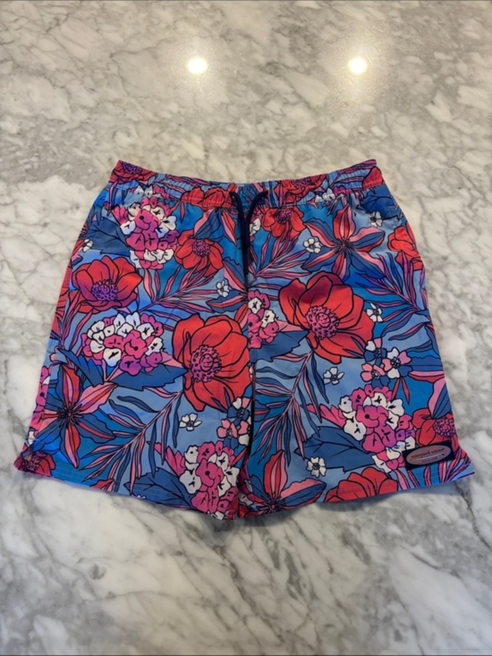 Boys Vineyard Vines Floral Swim Trunks in Blue and Pink, size XL